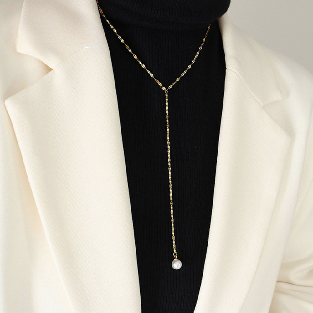 Serelle Lariat Necklace