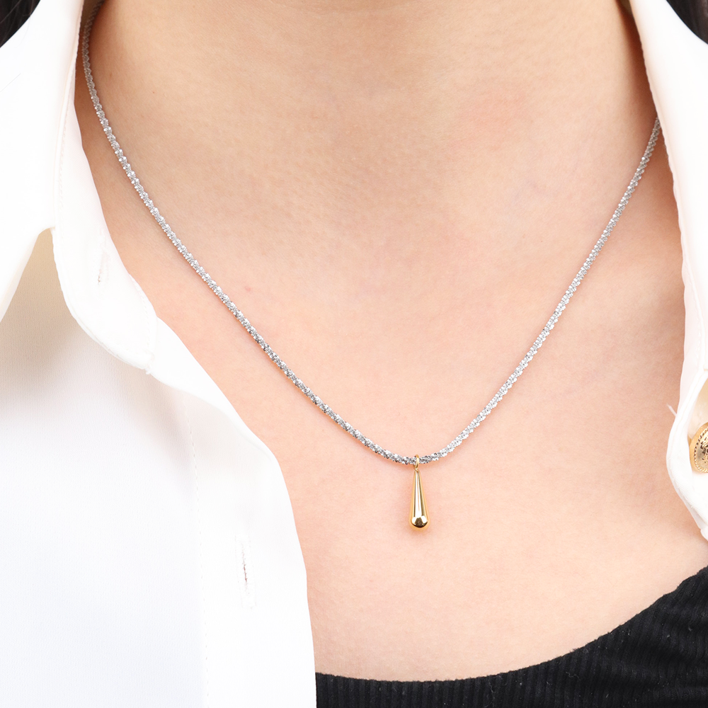 Orell Pendant Necklace