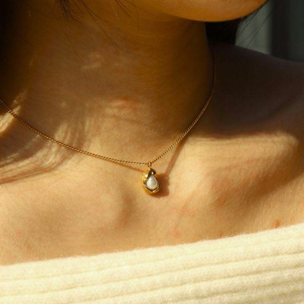 Bellune Pearl Necklace