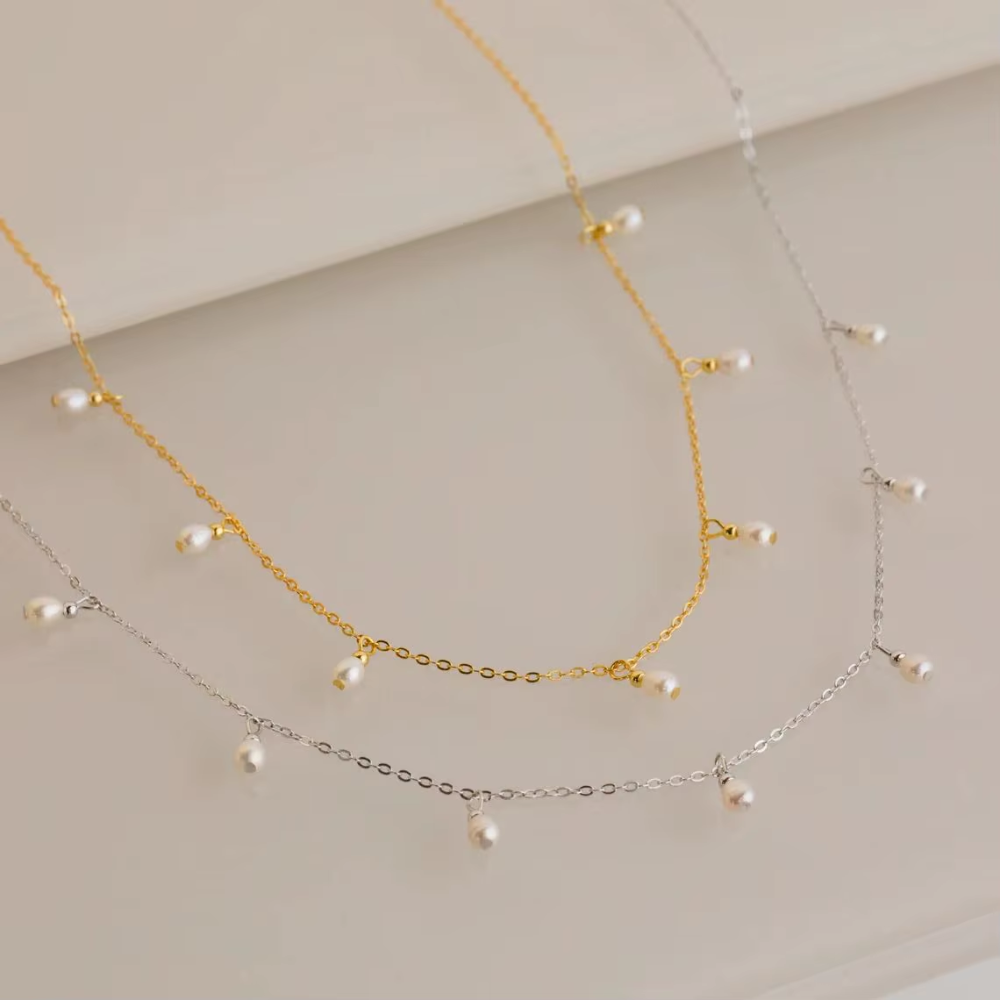 Avienne Pearl Necklace