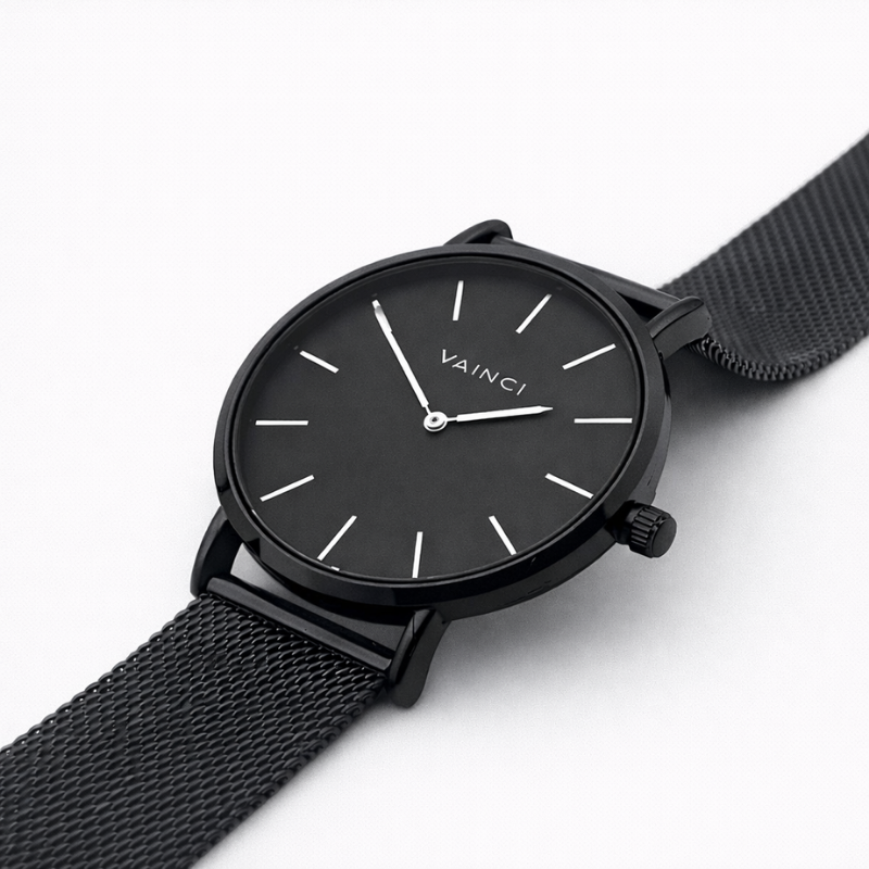 Valora & Noir — All Black