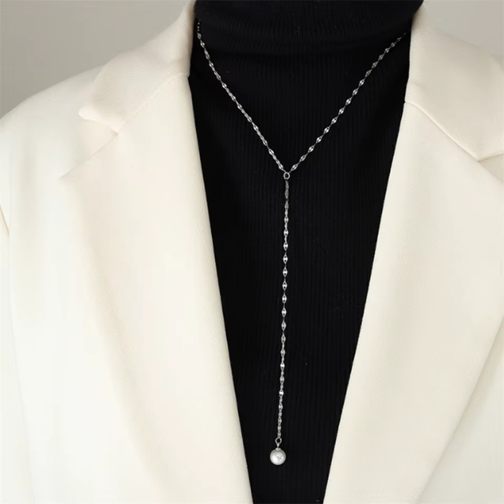 Serelle Lariat Necklace