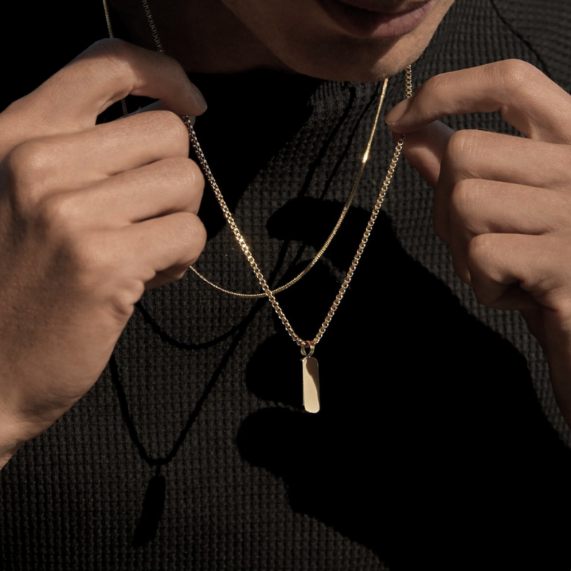 Vero Pendant Necklace