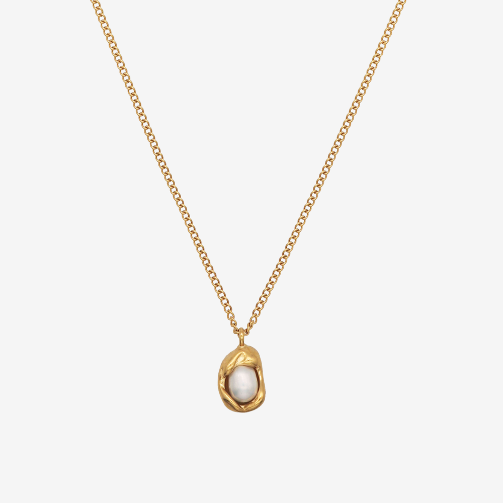 Bellune Pearl Necklace